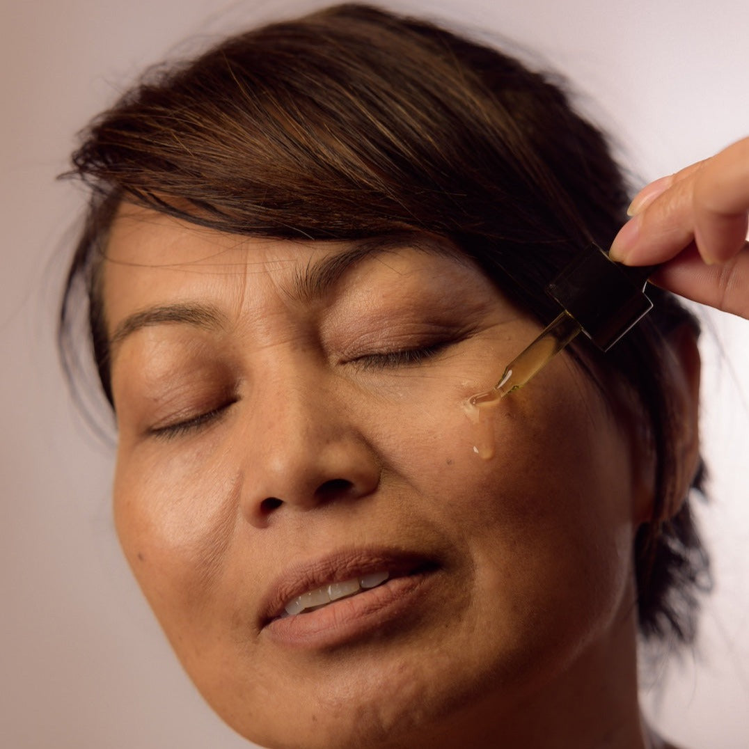 sérum visage elixir naturel aux plantes pour rétablir le sébum et l'équilibre de la peau bodia apothicaire cambodgien