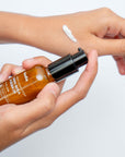 texture-gotu-kola-Sericin-night-facial-cream-natural-skincare-apothicaire-cambodge