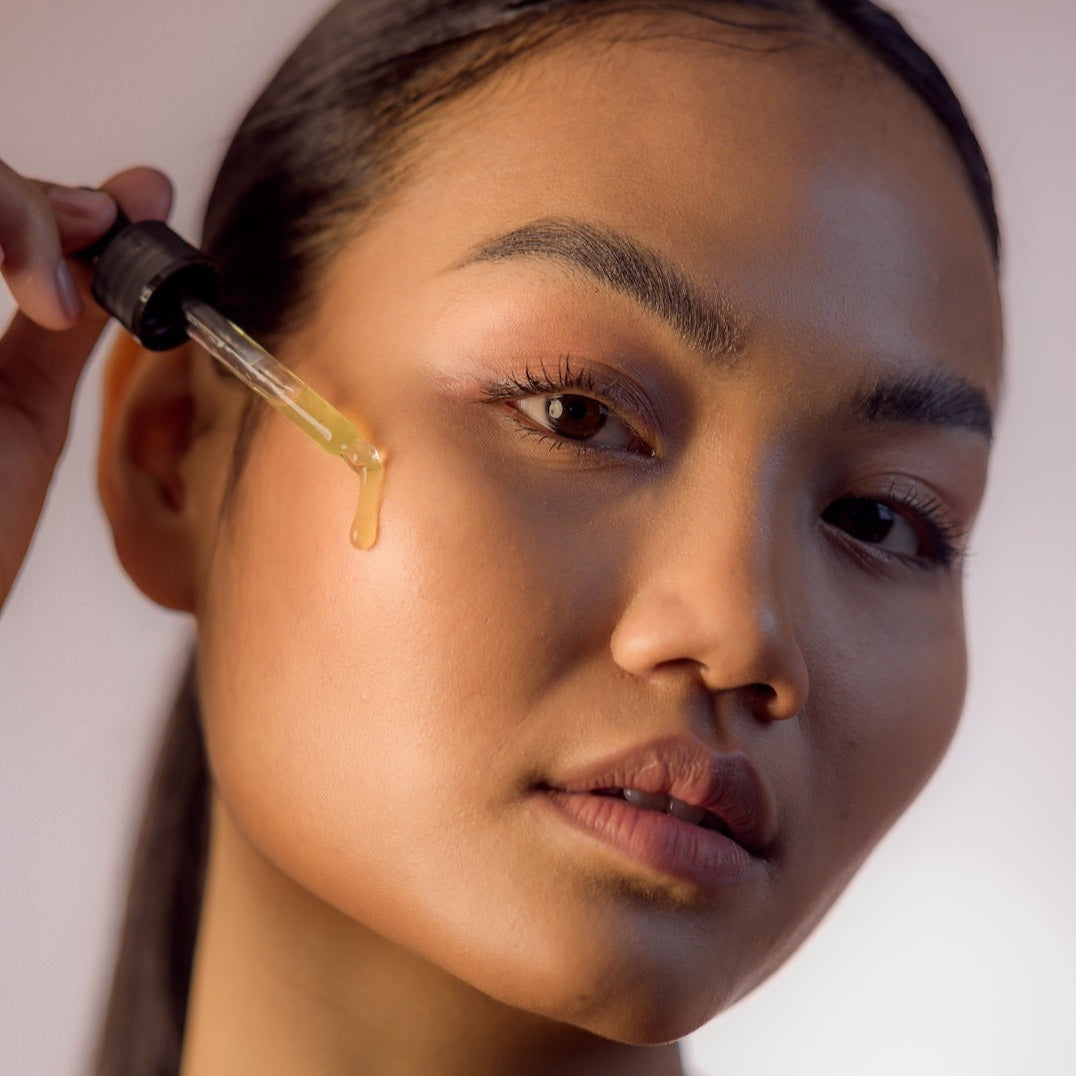 sérum visage gotu kola et séricine naturel pour une skincare adapté à la peau extraits naturels bodia apothicaire cambodgien