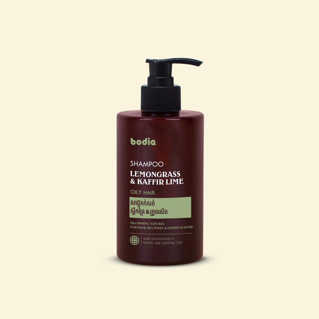 bouteille de shampoing naturel sans sulfate citronnelle_citron Kaffir fortifie et renforce les cheveux